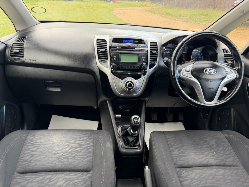 Hyundai Ix20 Petrol #9