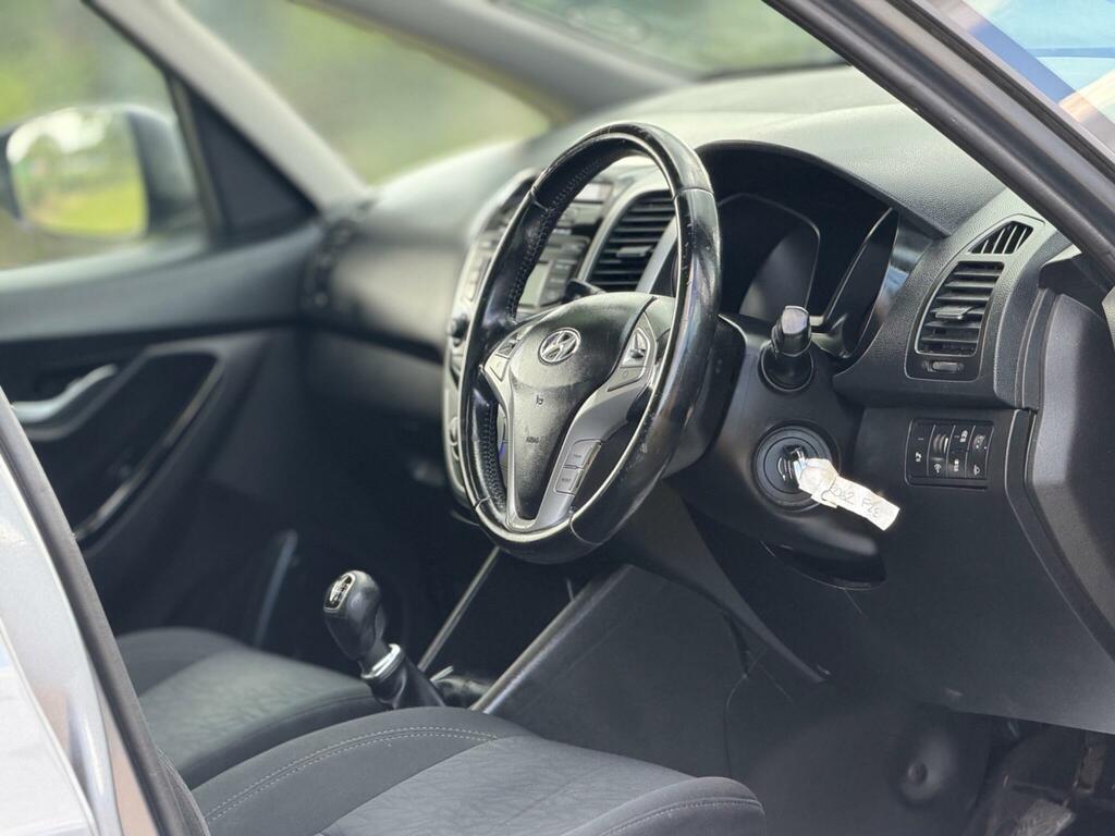 Hyundai Ix20 Petrol #11