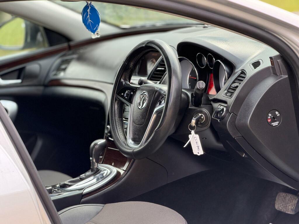 Vauxhall Insignia Hatchback Silver #17