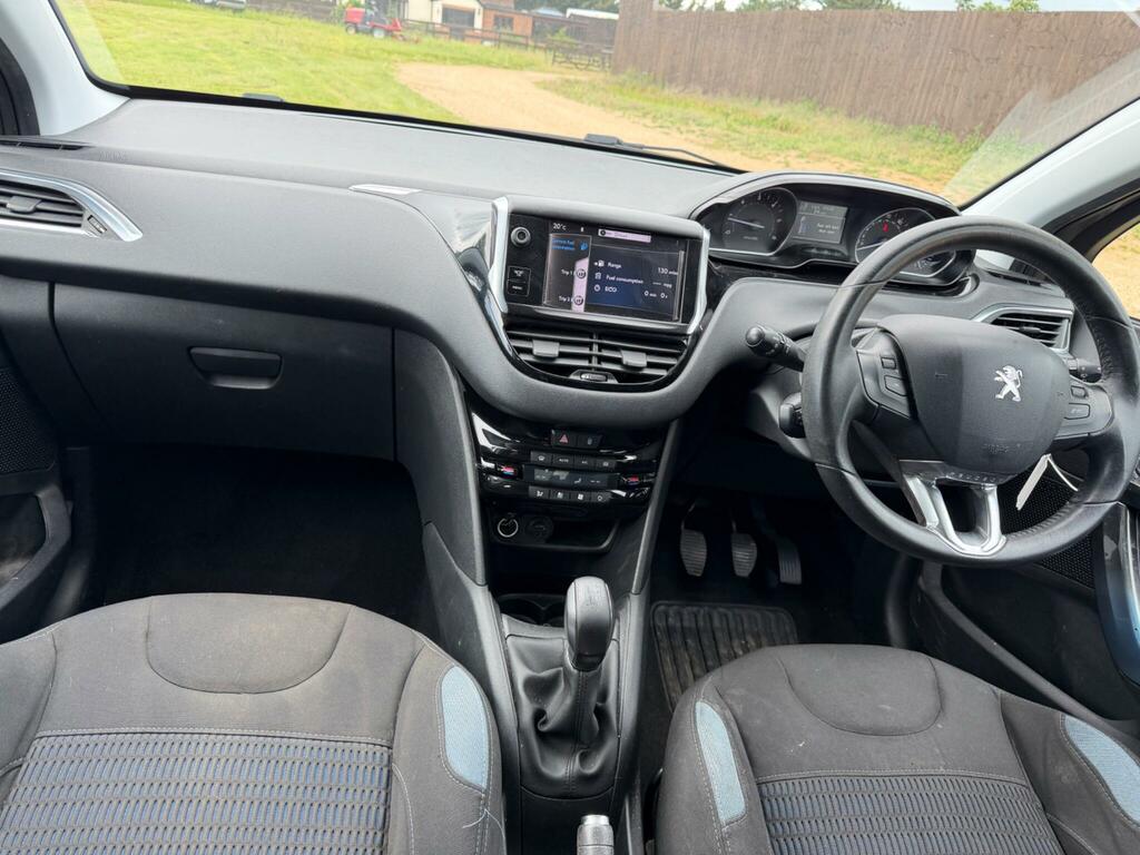 Peugeot 208 1.6 E-hdi Allure Euro 5 Ss CX62VOU Grey #6