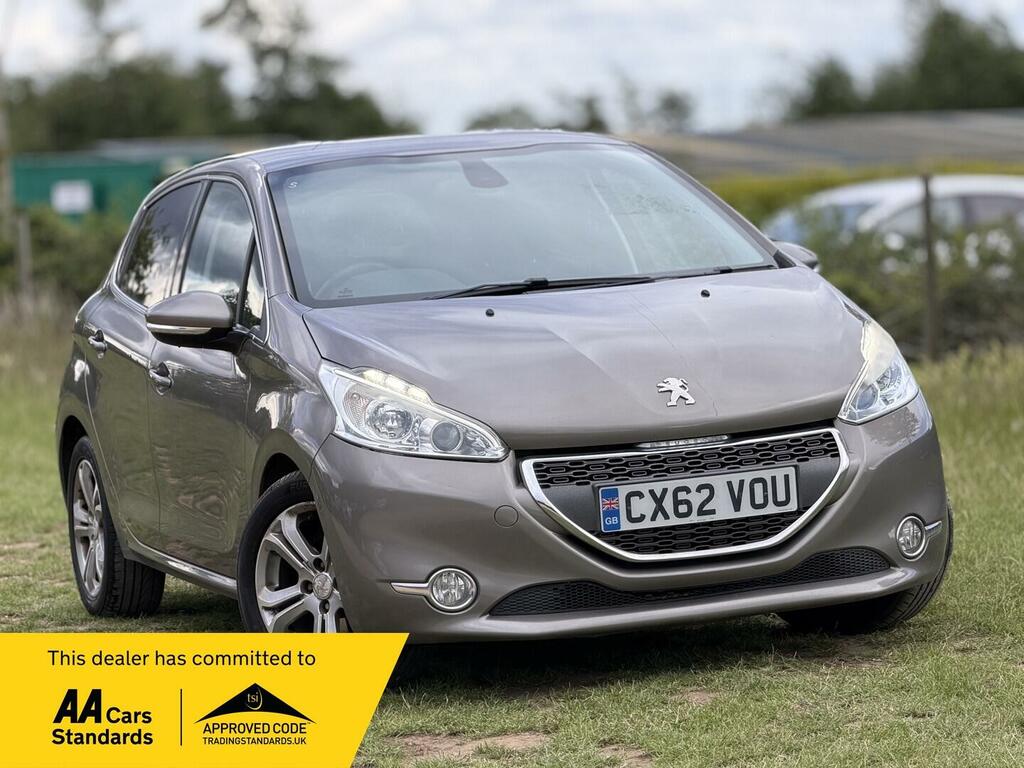 Peugeot 208 1.6 E-hdi Allure Euro 5 Ss CX62VOU Grey