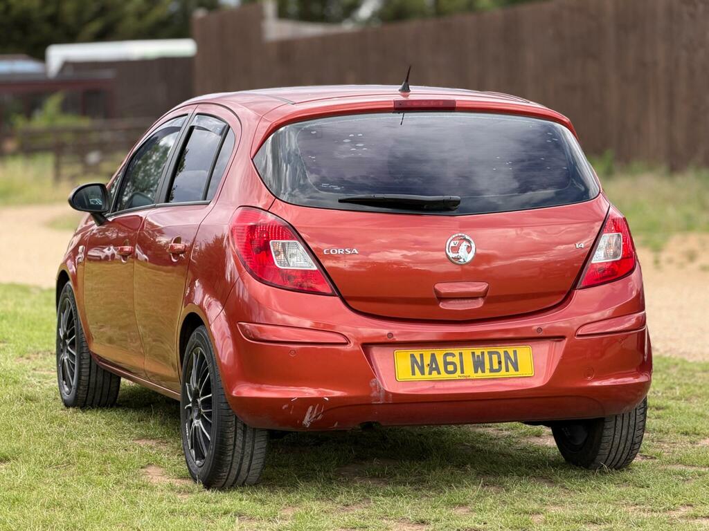 Vauxhall Corsa 1.4 16V Se Euro 5 Orange #4