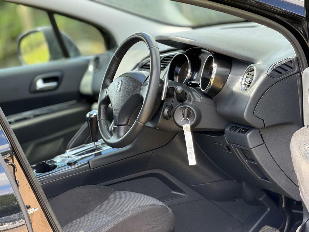 Peugeot 3008 1.6 E-hdi Sport Egc Euro 5 Ss Black #2