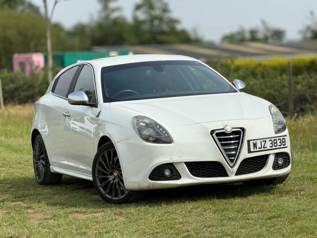 Alfa Romeo Giulietta 1.75 Tbi Cloverleaf #15