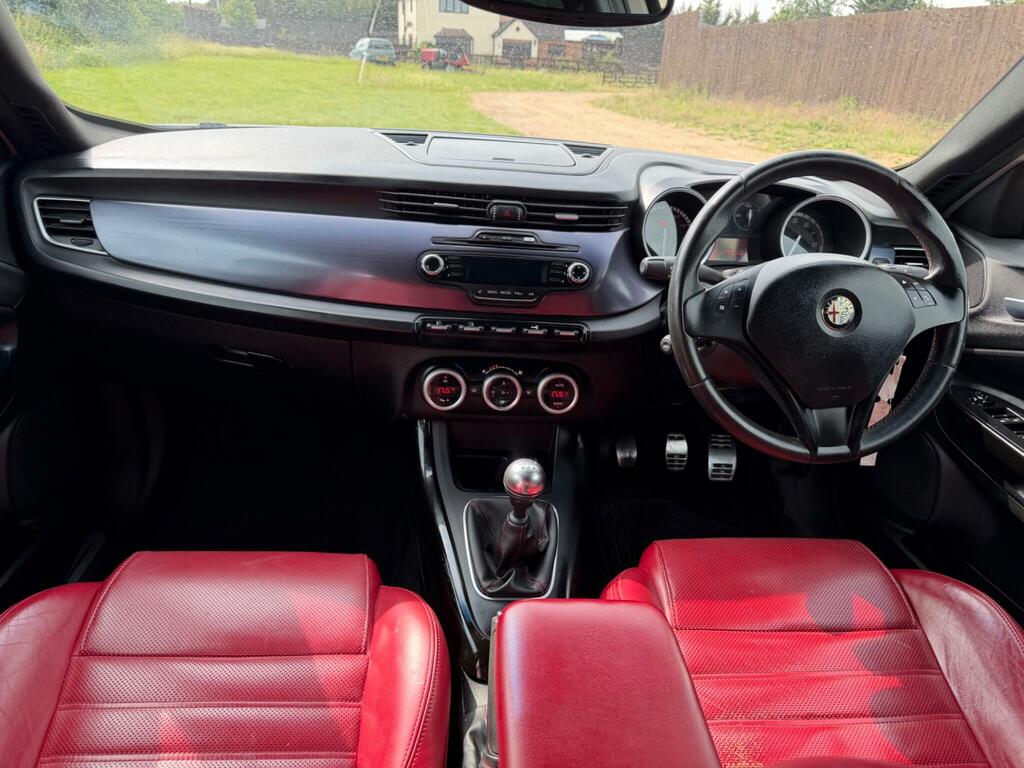 Alfa Romeo Giulietta 1750 Tbi Cloverleaf Euro 5 White #6