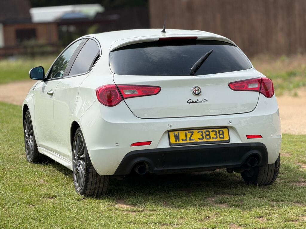 Alfa Romeo Giulietta 1.75 Tbi Cloverleaf #12