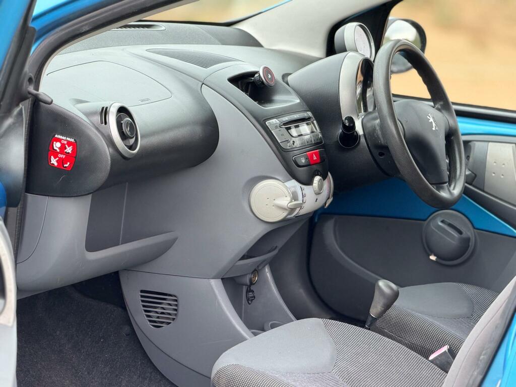 Peugeot 107 Hatchback Silver #18