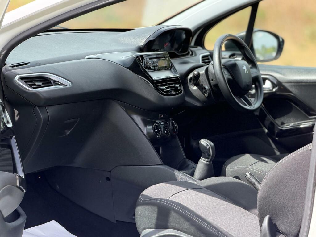 Peugeot 208 1.0 Vti Access Euro 5 White #6