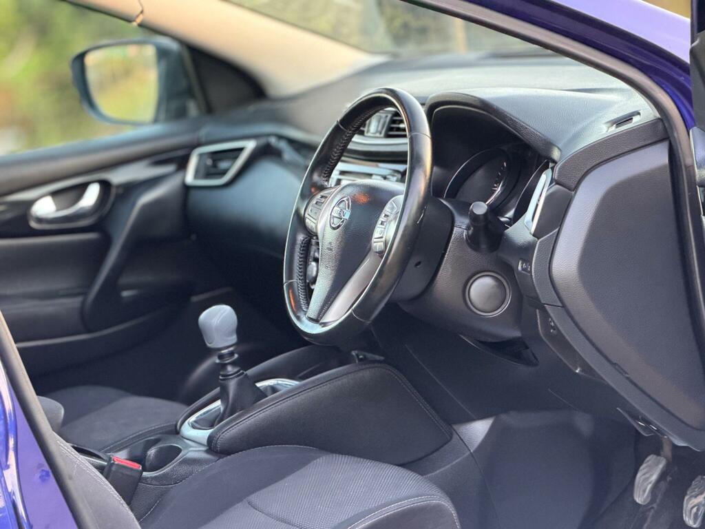 Nissan Qashqai Hatchback Dci Tekna 2014 Black #20