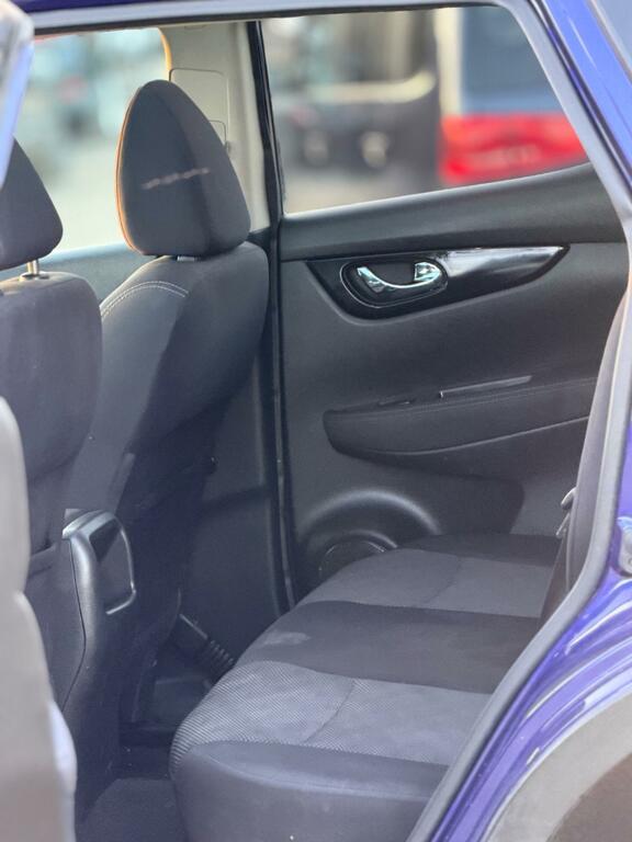 Nissan Qashqai Hatchback Dci Tekna 2014 Black #28