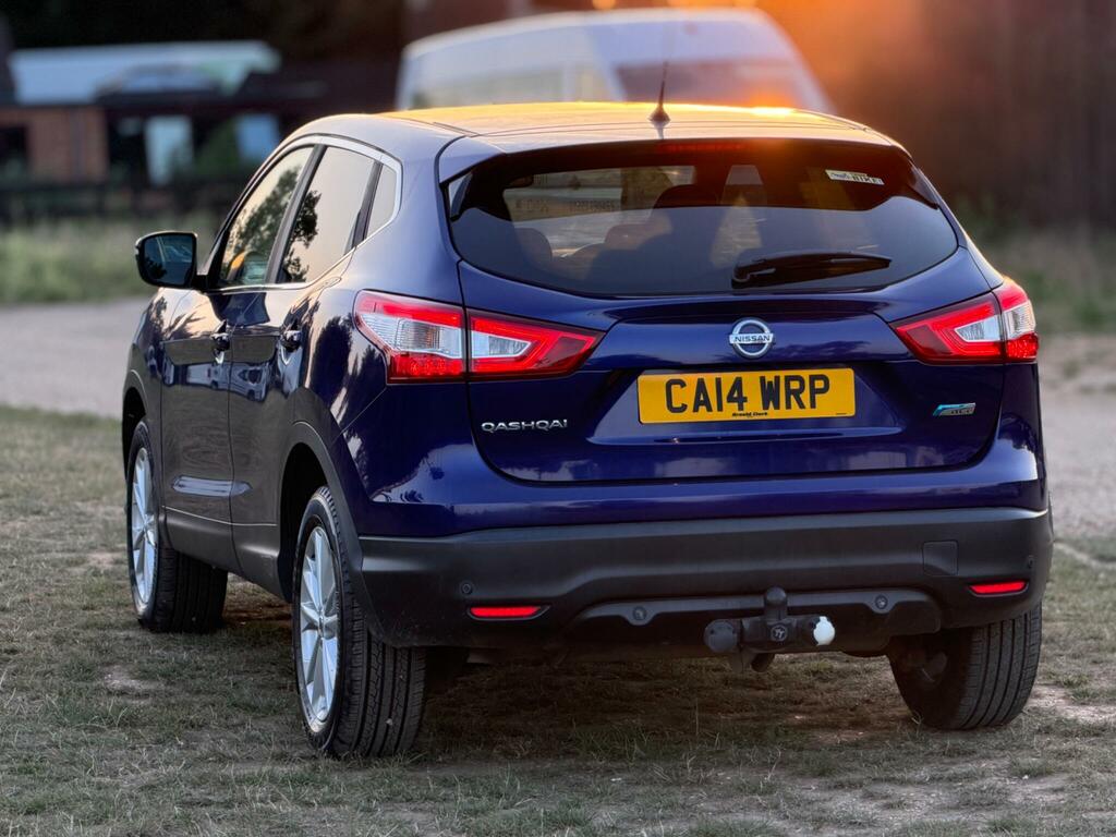 Nissan Qashqai Hatchback Dci Tekna 2014 Black #21