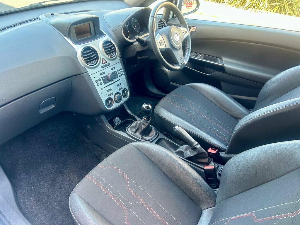 Vauxhall Corsa 1.2 16V Active Hatchback Euro 5 CV12ODE White #2