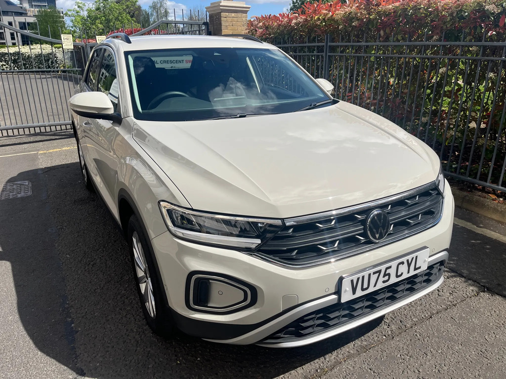 Volkswagen T-Roc 1.5 Tsi Match Suv Dsg Euro 6 Ss 150 VU75CYL Grey #4