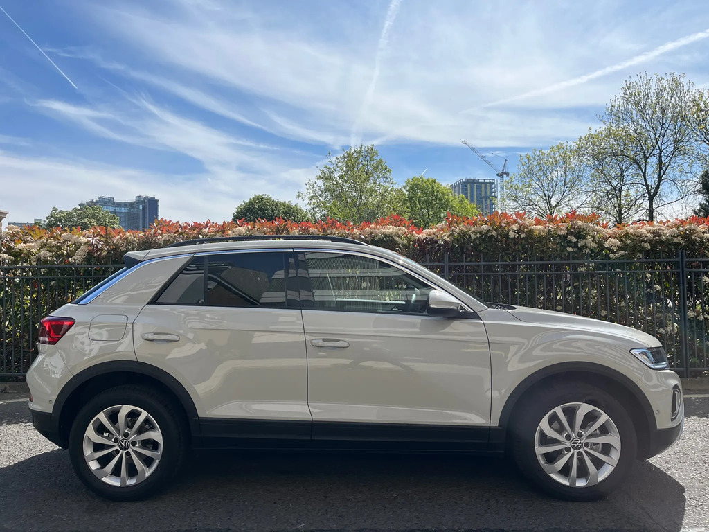 Volkswagen T-Roc 1.5 Tsi Match Suv Dsg Euro 6 Ss 150 VU75CYL Grey