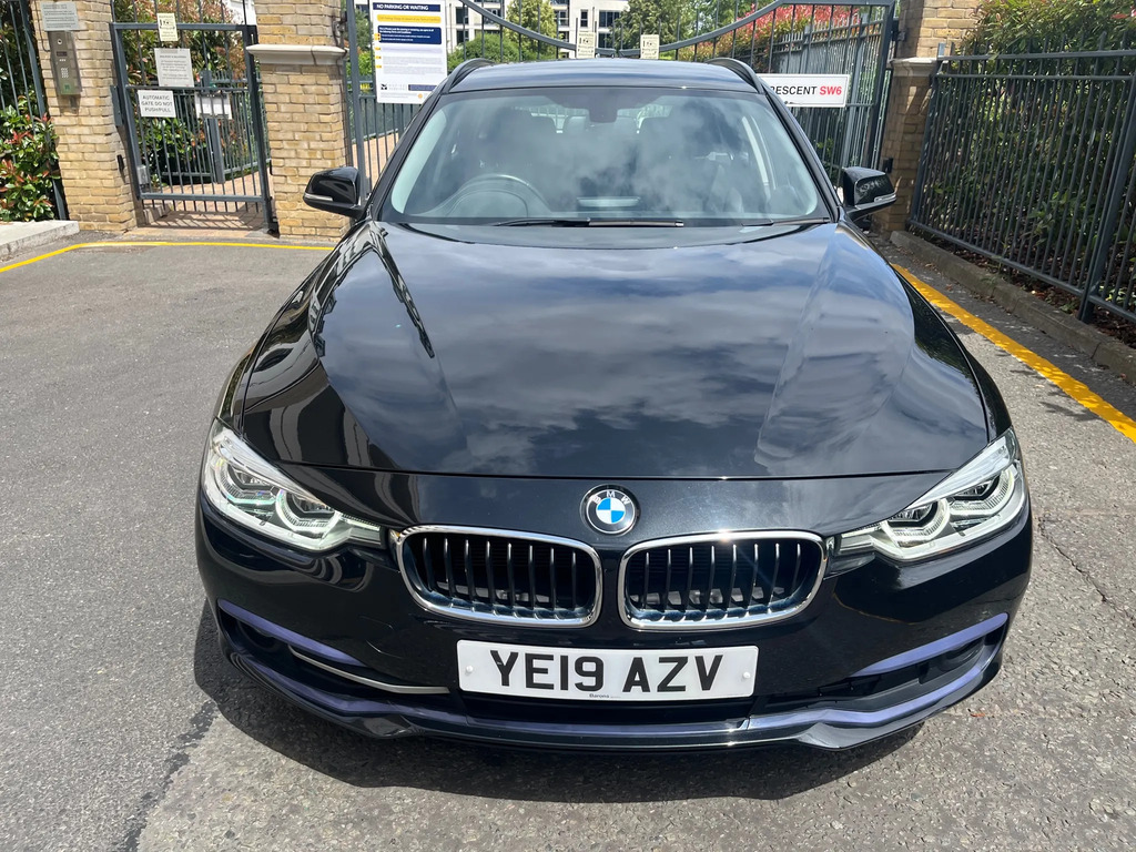 BMW 3 Series 318I Sport Touring Blue #4
