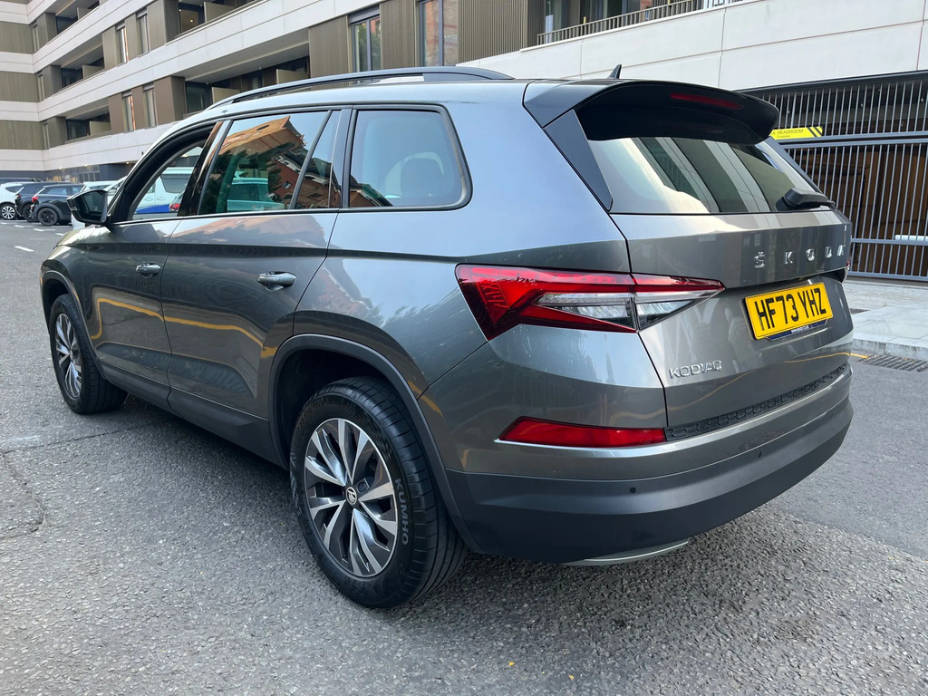Skoda Kodiaq 1.5 Tsi Act Se Drive Suv Dsg Euro 6 S Grey #5