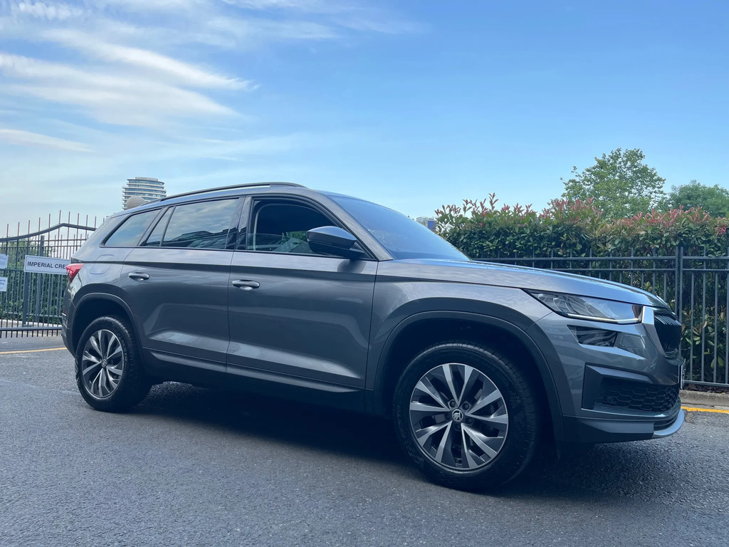 Skoda Kodiaq 1.5 Tsi Act Se Drive Suv Dsg Euro 6 S Grey #4
