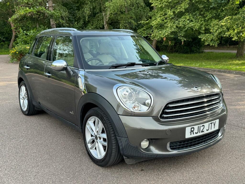 Mini Countryman Cooper D Grey