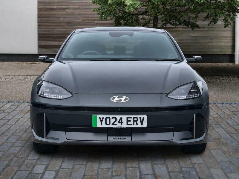 Hyundai Ioniq 6 77.4Kwh Ultimate Saloon Awd 325 Grey #2