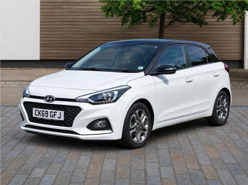 Hyundai I20 1.2 Play Hatchback Euro 6 Ss CK69GFJ Black #3