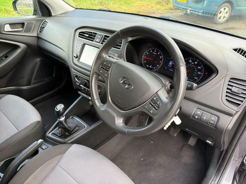 Hyundai I20 Play Blue #10