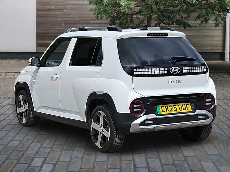 Hyundai Inster Long Range 49Kwh 02 Suv 115 Ps White #3