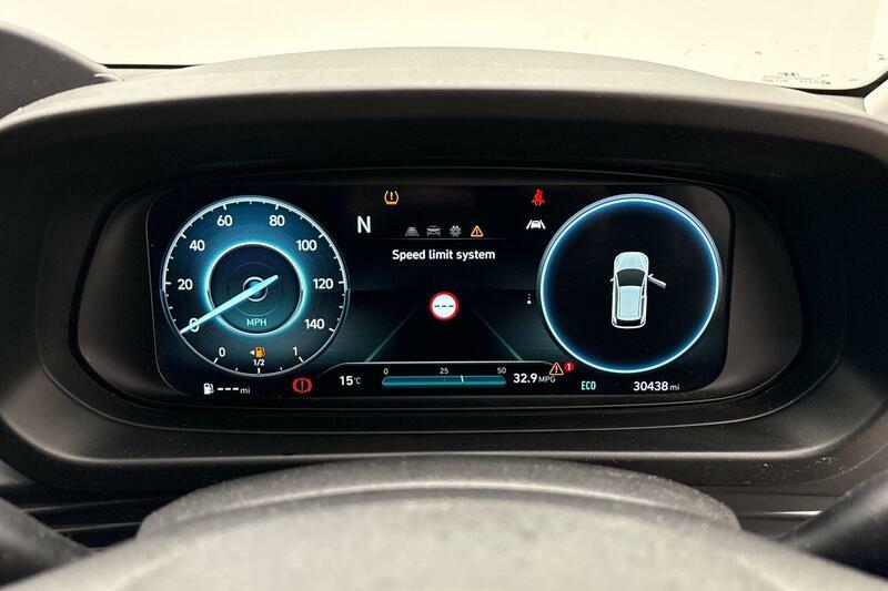 Hyundai Bayon 1.0 T-gdi Mhev Se Connect Suv Hybrid Ma White #6