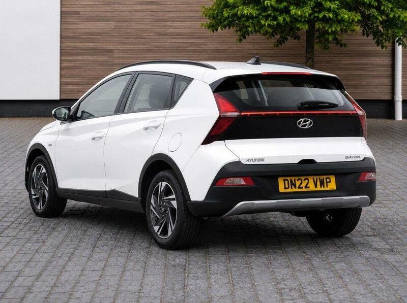 Hyundai Bayon 1.0 T-gdi Mhev Se Connect Suv Hybrid Ma White #2