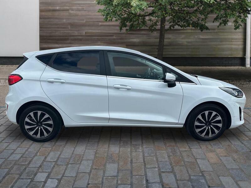 Ford Fiesta 1.0T Ecoboost Titanium Hatchback DS23VUB White #2