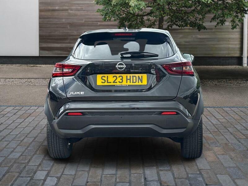 Nissan Juke 1.0 Dig-t N-connecta Suv Euro 6 Black #4