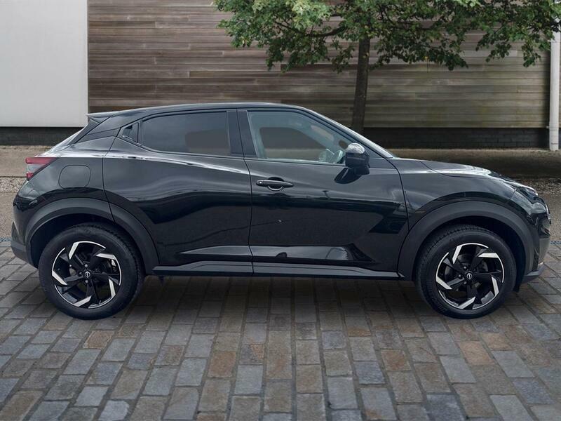 Nissan Juke 1.0 Dig-t N-connecta Suv Euro 6 Black #2