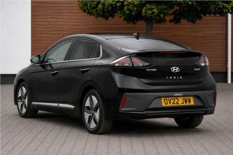 Hyundai Ioniq 1.6 H-gdi Premium Se Hatchback Hybrid D Black #2