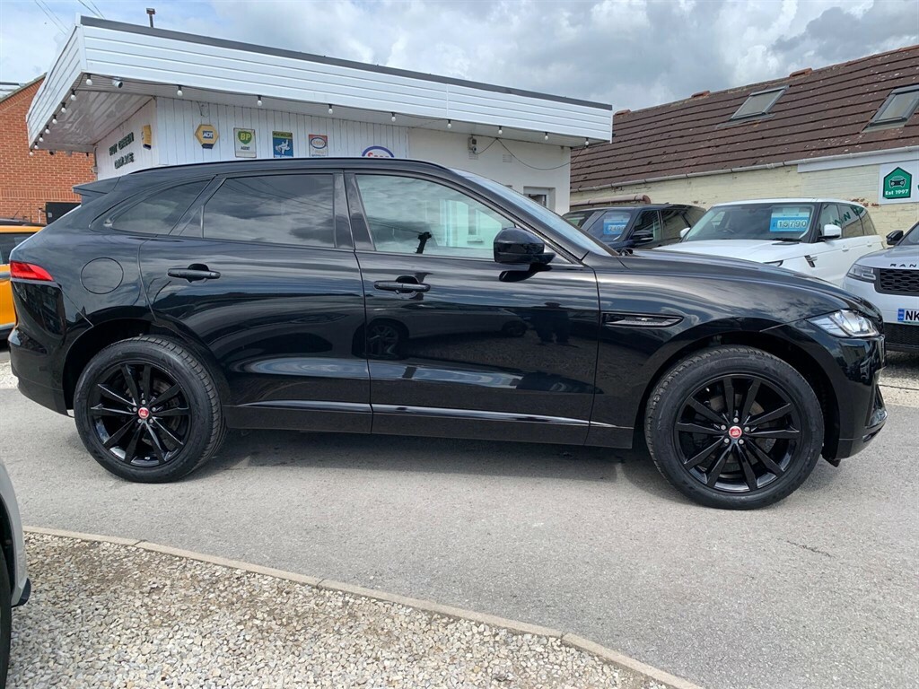 Jaguar F-Pace 2.0 D180 Chequered Flag Awd Euro 6 Ss NX69ZTU #2