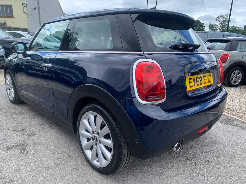 Mini Hatch 1.5 Cooper Classic Steptronic Euro 6 Ss EY68EJZ #4