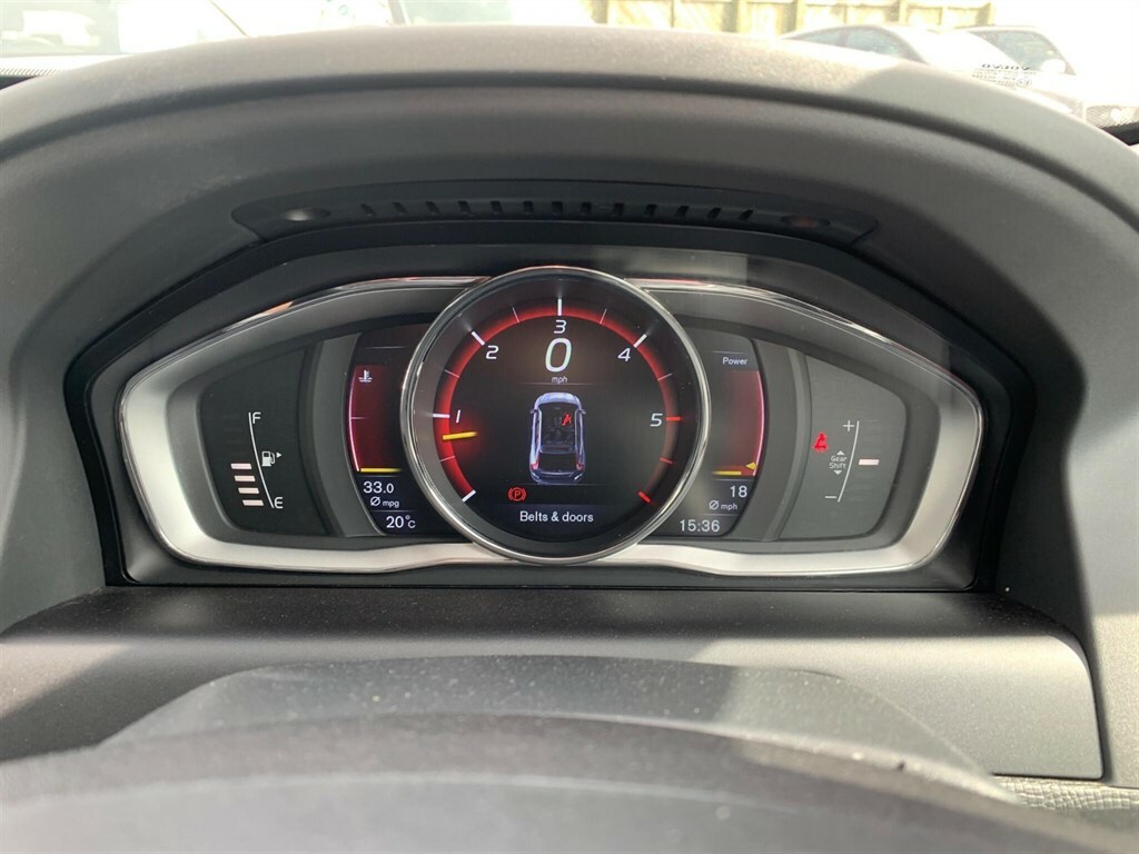 Volvo XC60 D4 190 R Design Lux Nav Awd Geartronic White #19