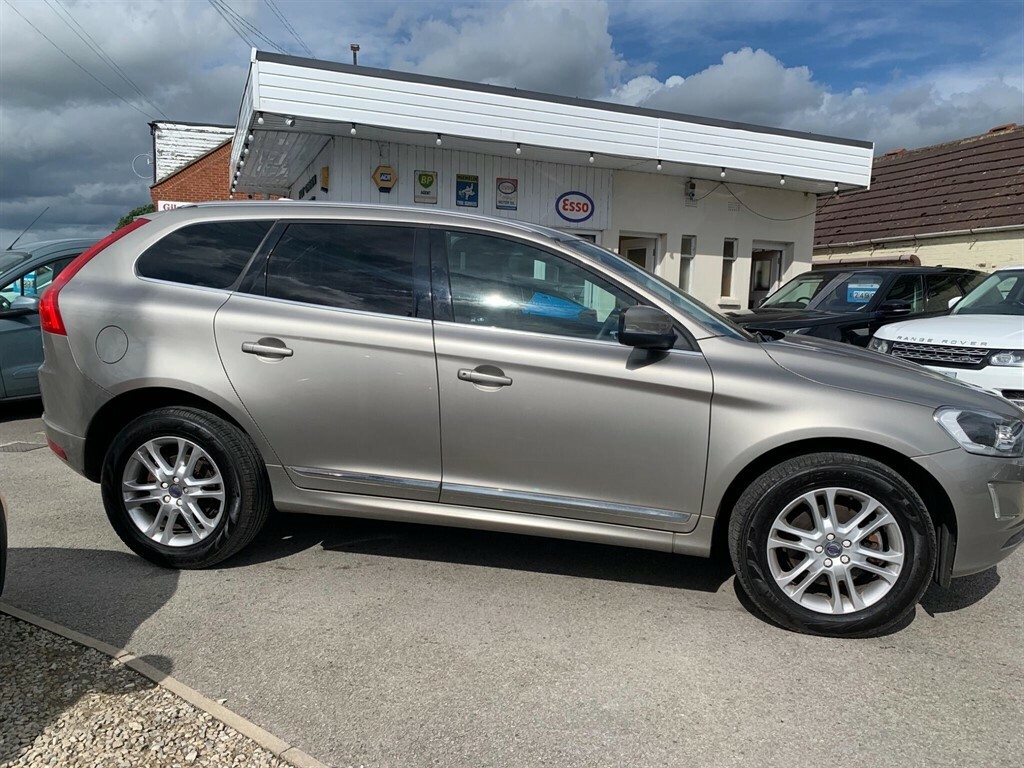 Volvo XC60 D4 190 R Design Lux Nav Awd Geartronic White #7