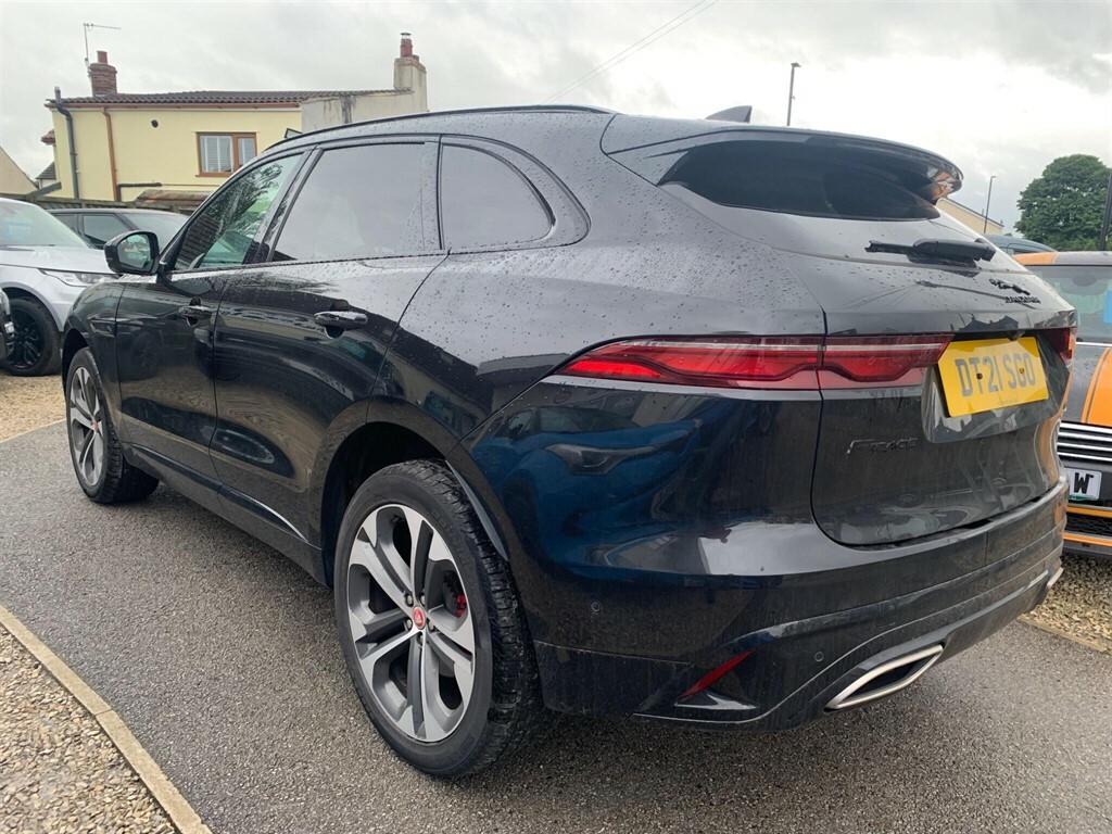 Jaguar F-Pace 3.0 D300 Mhev R-dynamic Se Awd Euro 6 Ss 5  #4