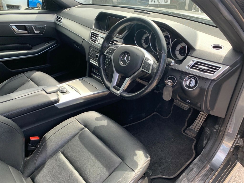 Mercedes-Benz E Class Saloon 2.0 E220d Amg Line Premium G-tronic Euro Black #13