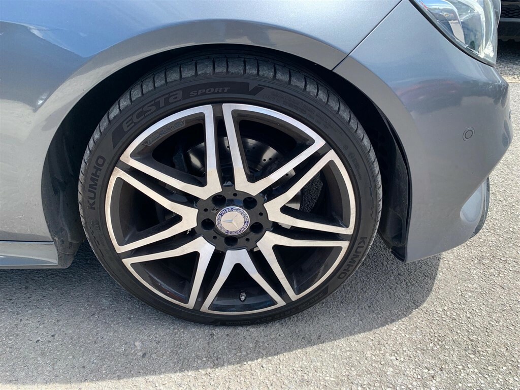 Mercedes-Benz E Class Saloon 2.0 E220d Amg Line Premium G-tronic Euro Black #11