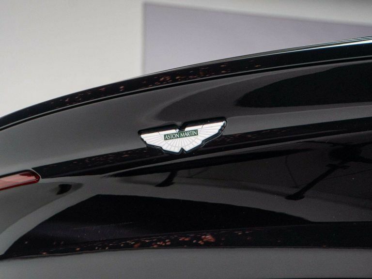 Aston Martin DB11 V12 5.2 Silver #8
