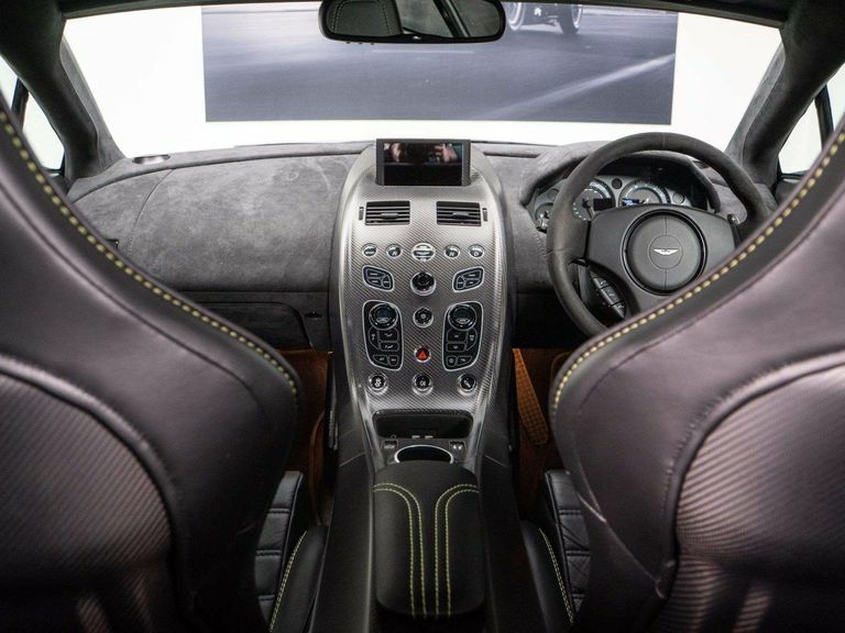 Aston Martin Vantage 6.0 V12 S Grey #25