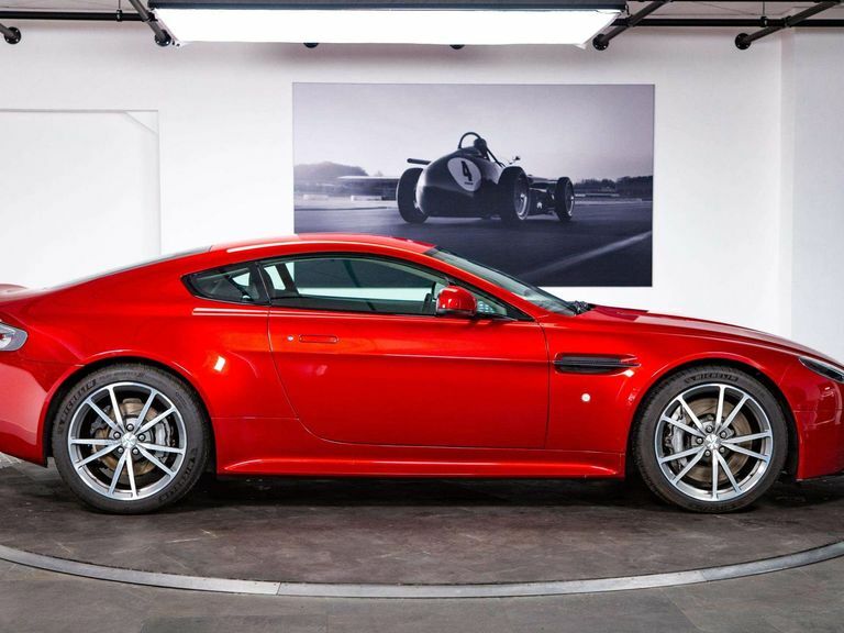 Aston Martin Vantage Black #24