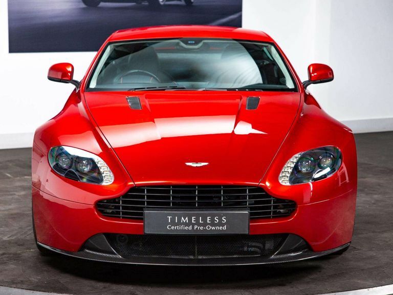 Aston Martin Vantage Black #7