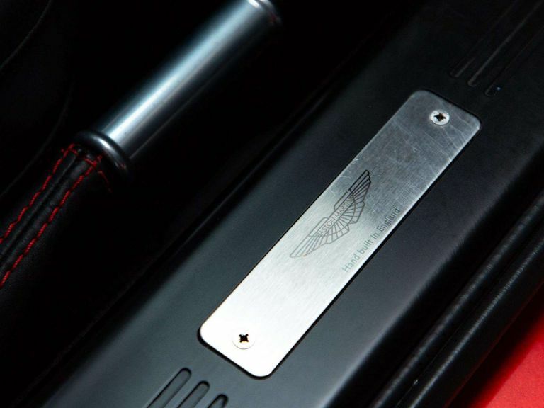 Aston Martin Vantage Black #27