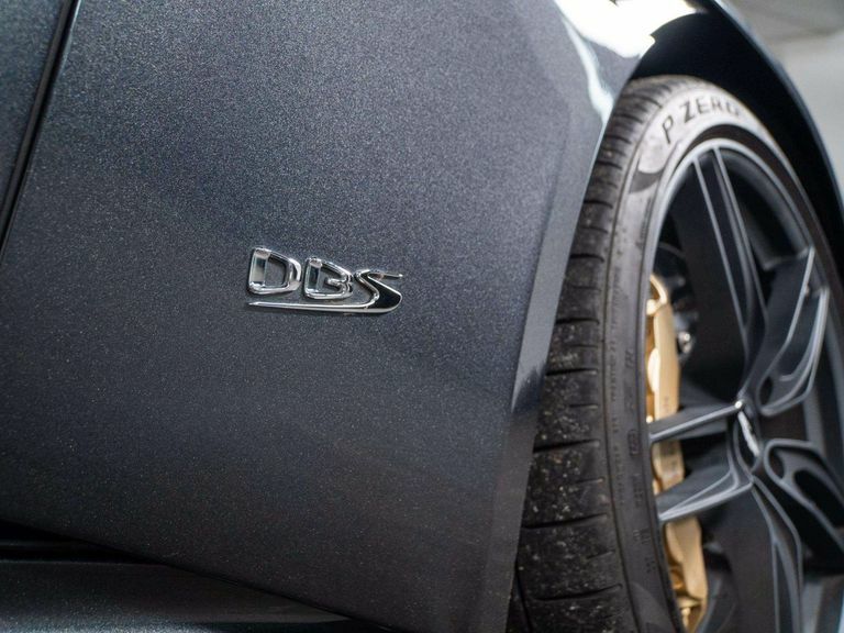 Aston Martin DBS  Silver #19