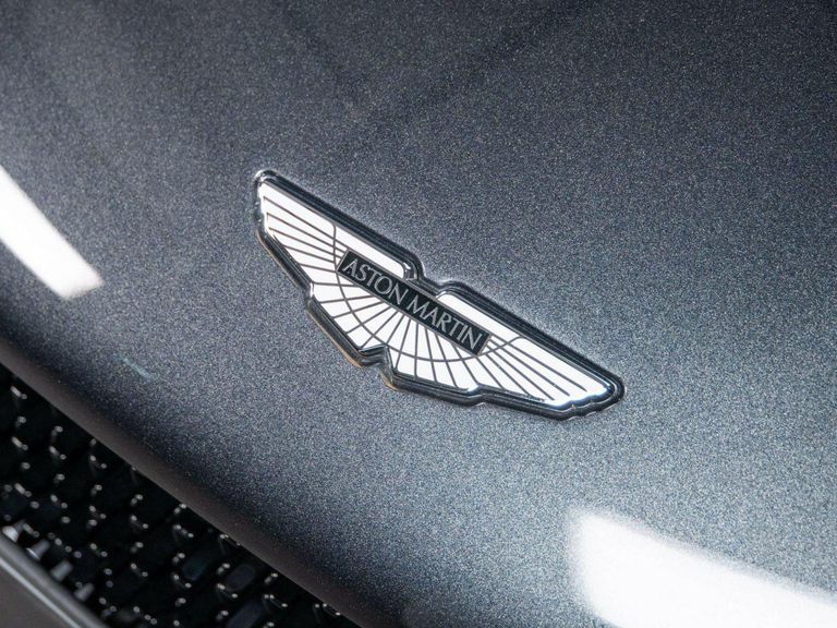 Aston Martin DBS  Silver #22