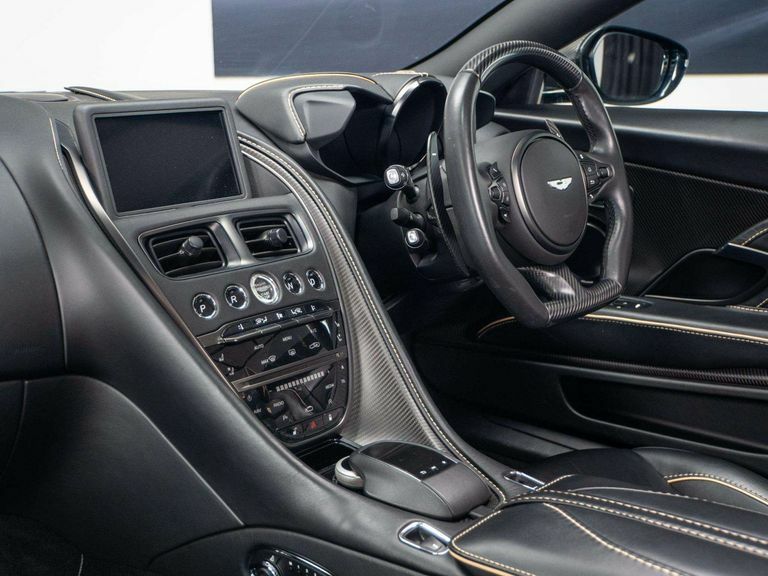 Aston Martin DBS  Silver #34
