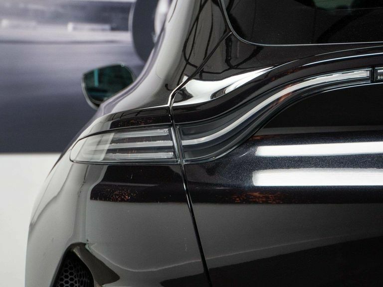 Aston Martin DBX 707 Silver #31