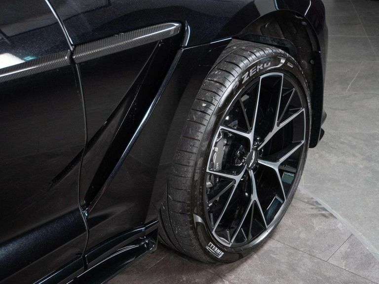 Aston Martin DBX 707 Silver #9