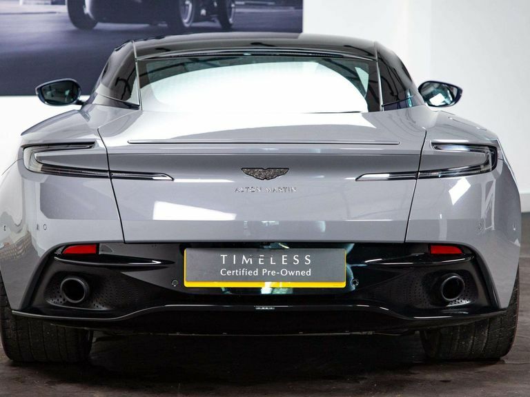 Aston Martin DB11 V8 Volante Touchtronic Black #16